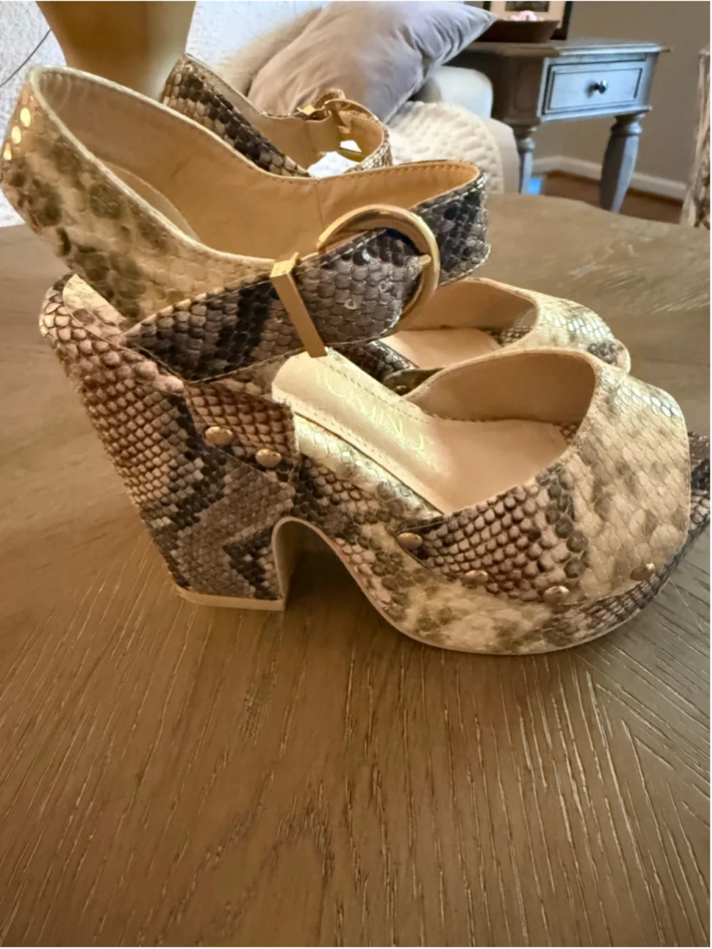 Women's Mackin J Platform Sandals Size 9 Beige Brown Snake Print